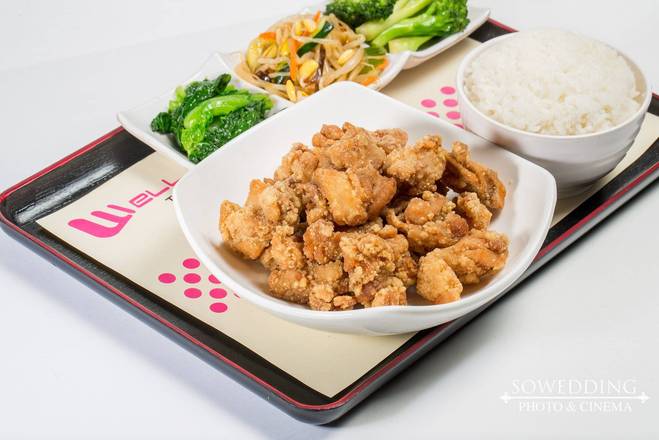 Deep-Fried Chicken Nuggets with Rice 鹽酥雞飯